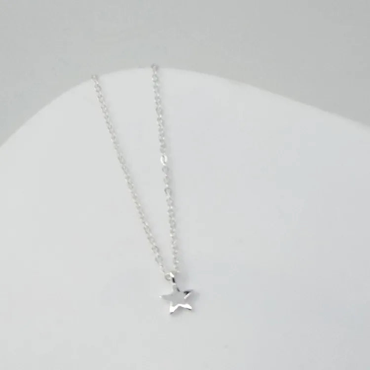 Star Pendant Clavicle Necklace