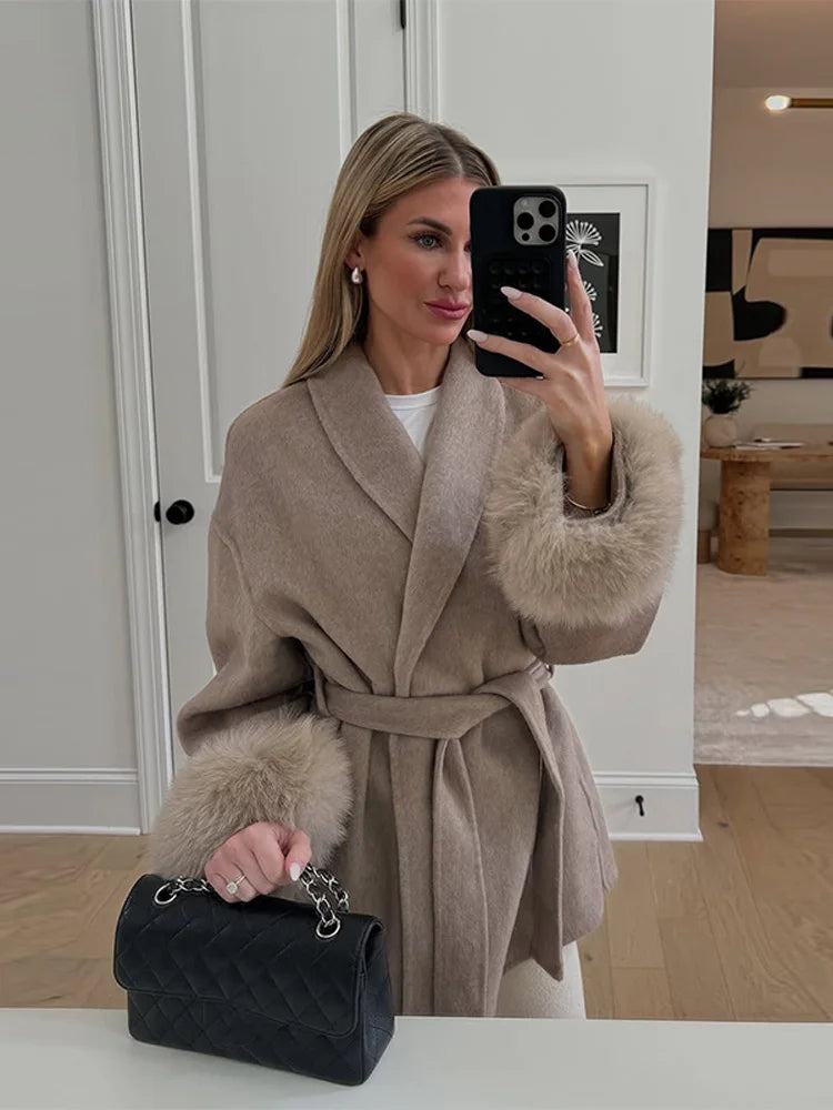 Chic Lapel Tweed Coat with Faux Fur Sleeves