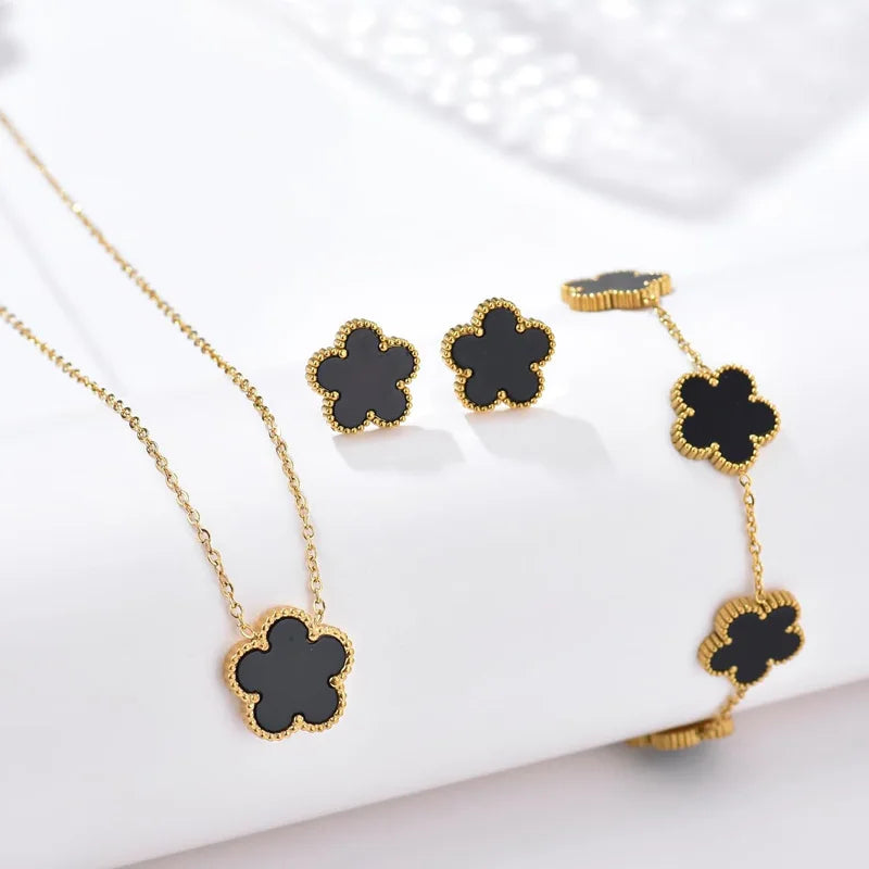 Five-Leaf Clover Jewelry Set