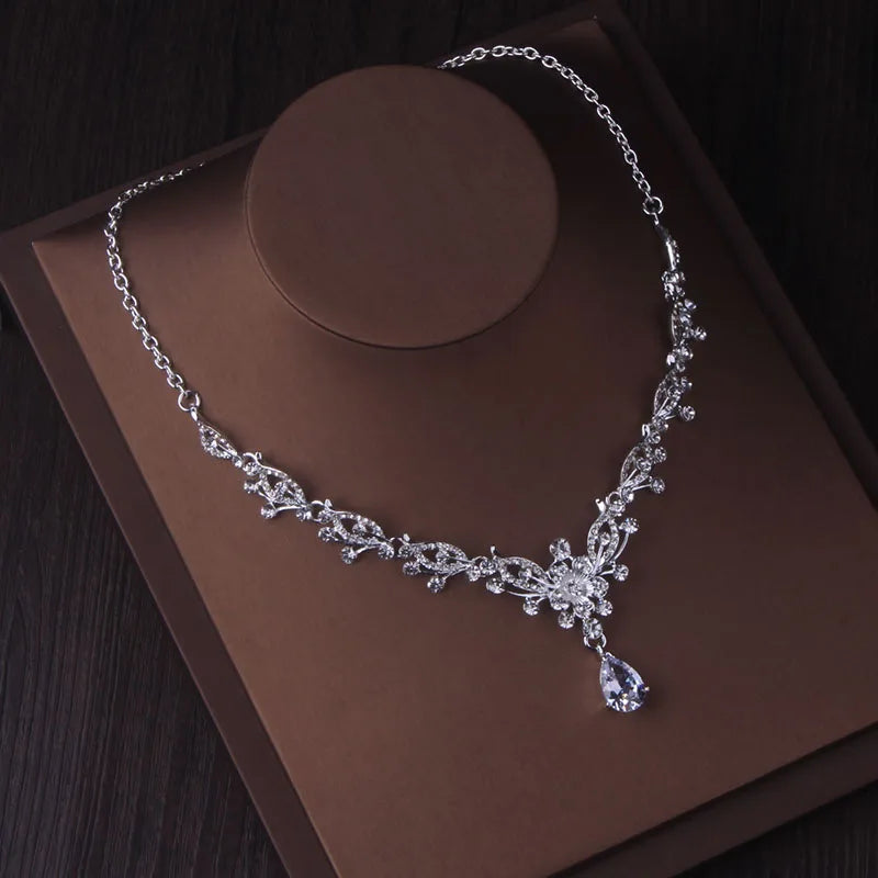 Minimalist Bridal Jewelry Set