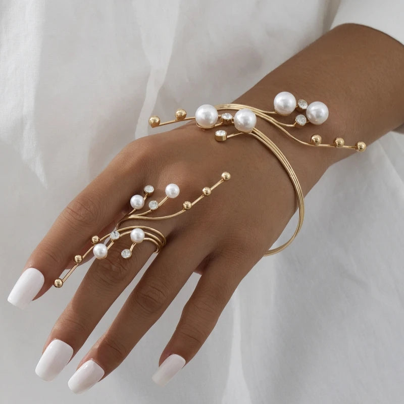 Vintage Pearl Geometric Ring