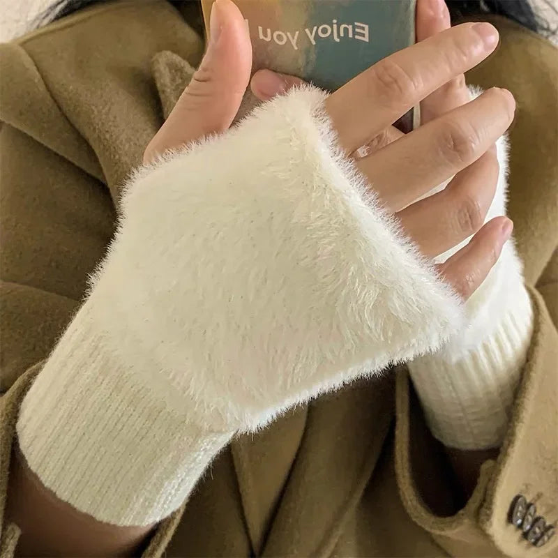 Plush Knitted Fingerless Gloves